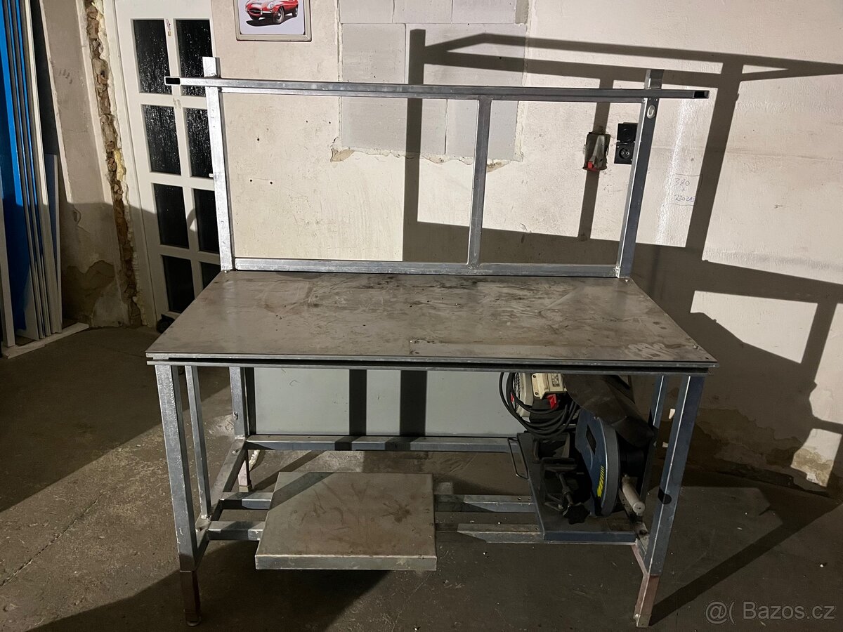 Ocelový stůl/ponk - 3