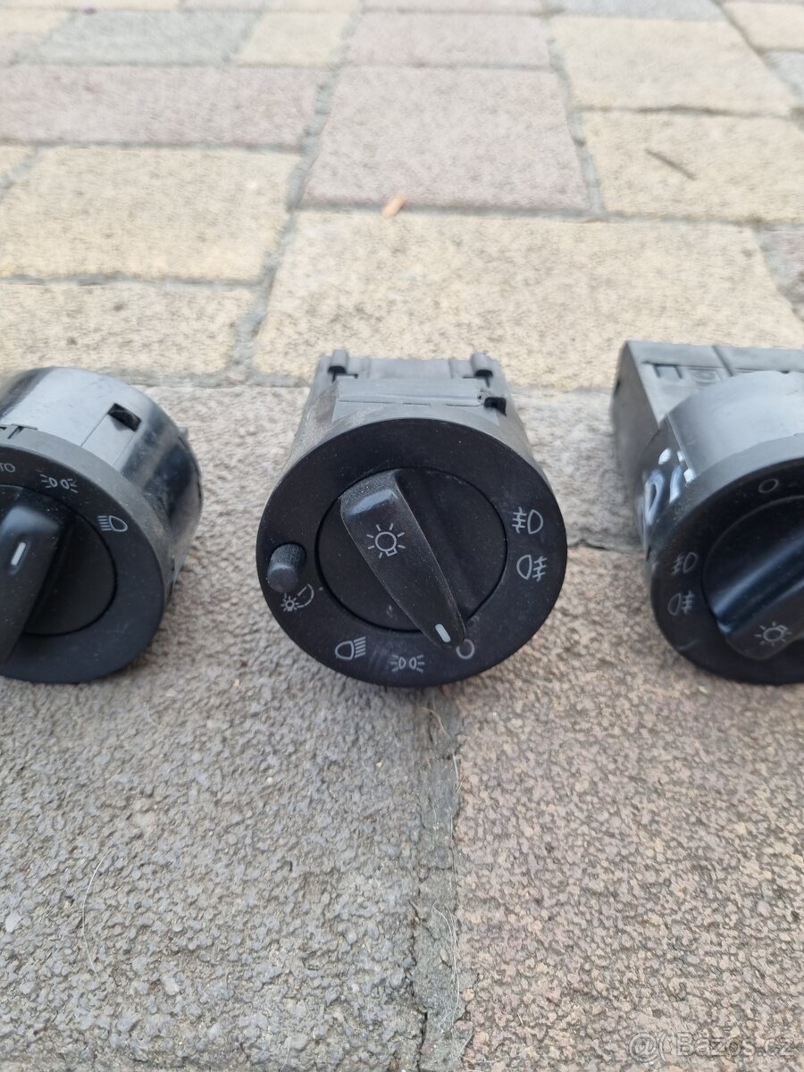 Spínače světel - 3