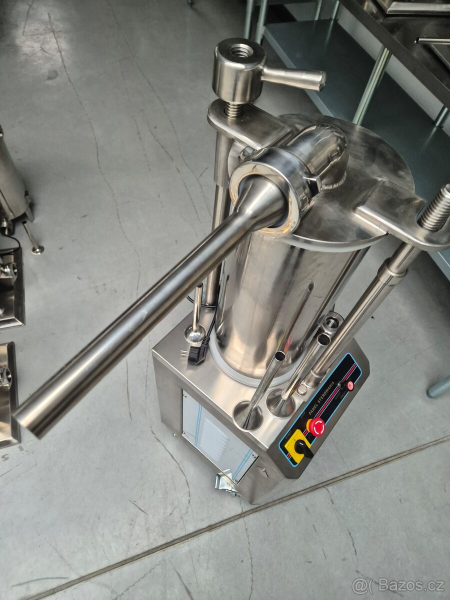 Hydraulická plnička klobás 25 L - 3