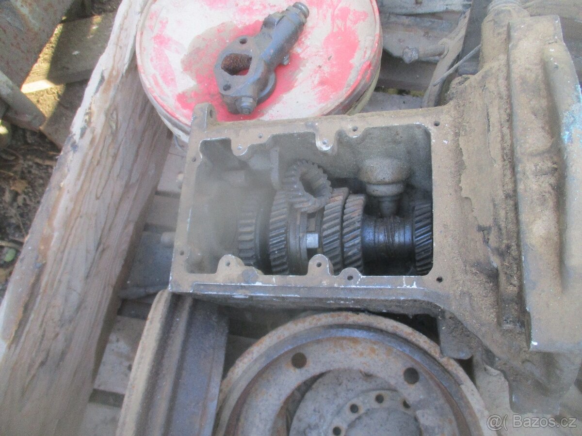 hydromotor a další díly multicar M 25 - 3