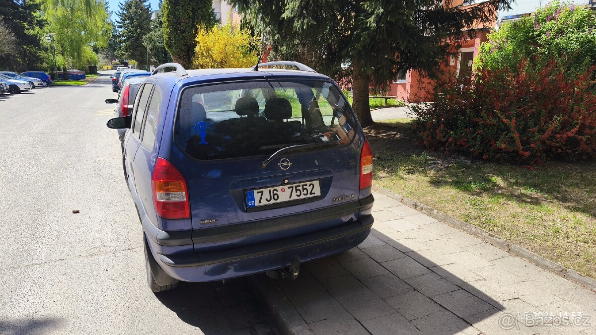 Opel Zafira 1.6 - 3