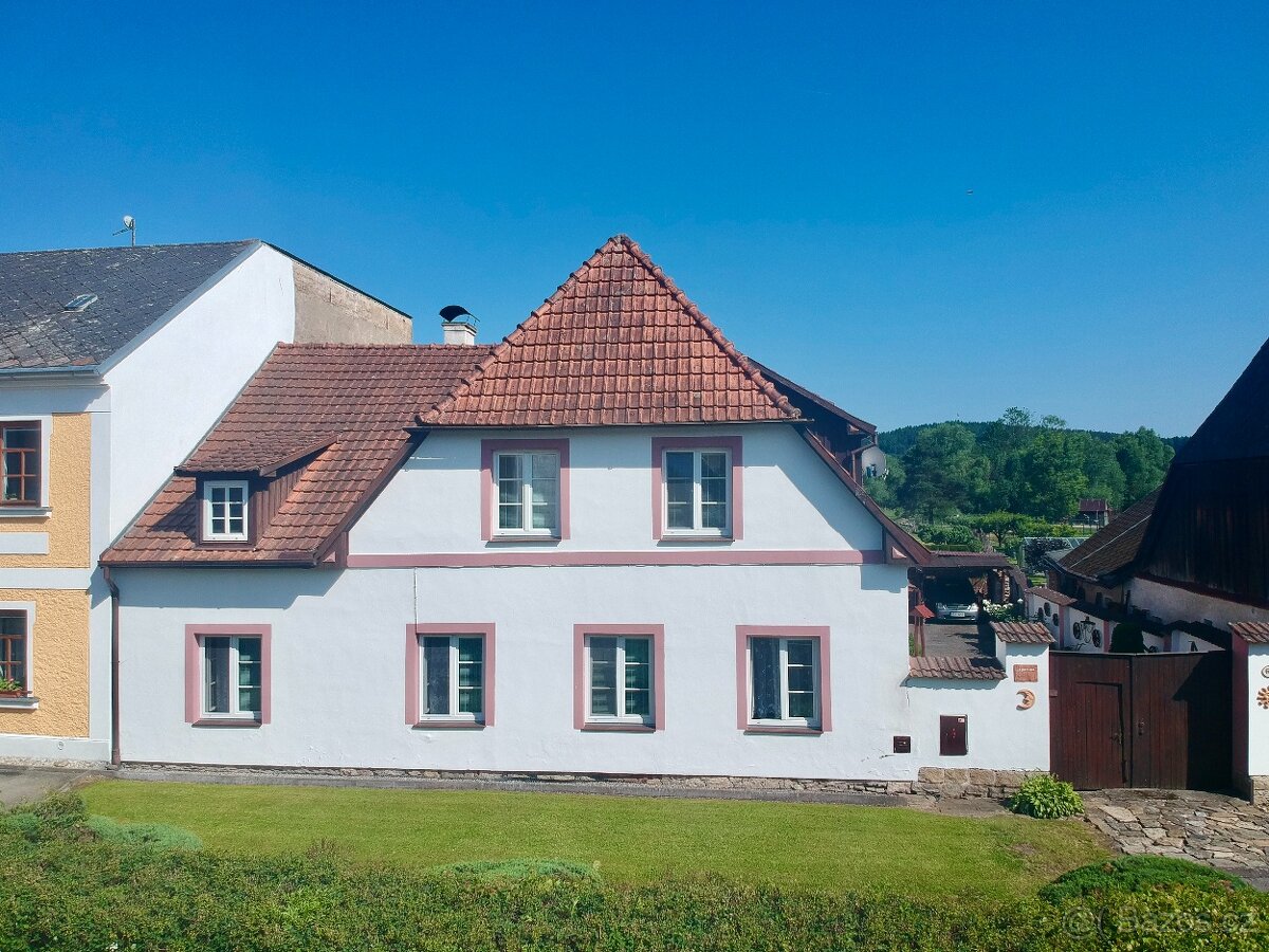 Prodej rodinného domu s pozemkem Chvalšiny, okr. Český Kruml - 3