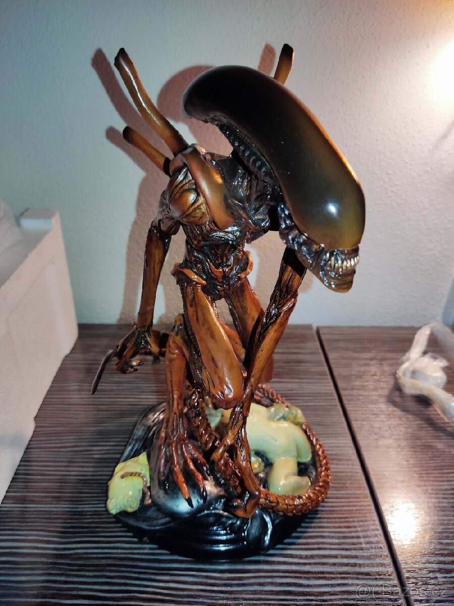 Alien Warrior fewture/sideshow socha - 3