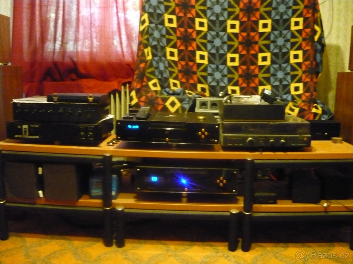 2 X ELECTROCOMPANIET + Purist Audio Design kábel XLR - 3