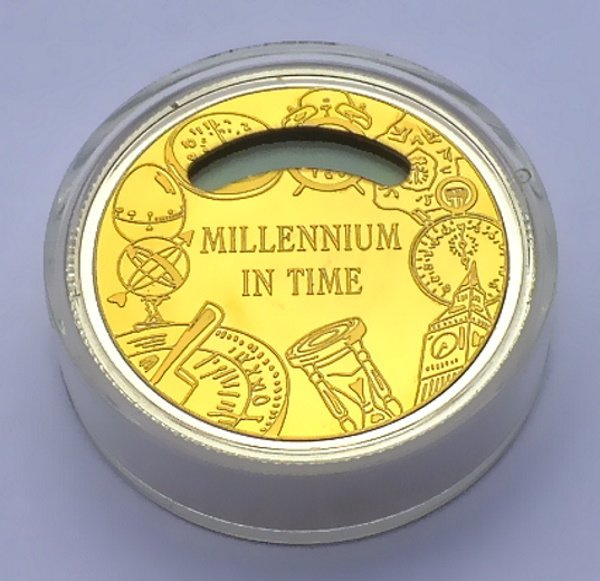 Miléniová stříbrná zlacená mince s časovým strojkem 1999 - 3