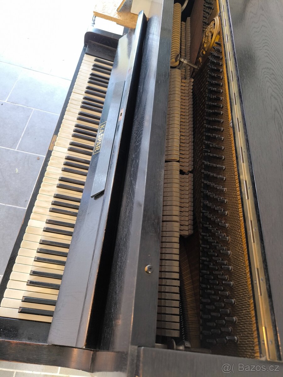 Prodám piano KAŠPAR - 3
