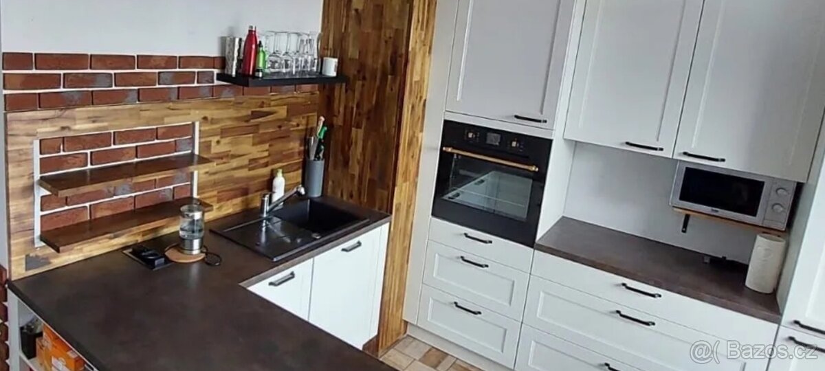 Byt 3+1 k pronájmu - 3