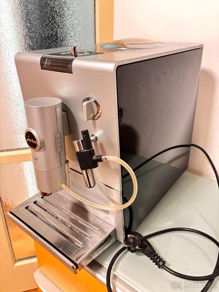 Prodám automatický kávovar Jura ENA 7 - 3