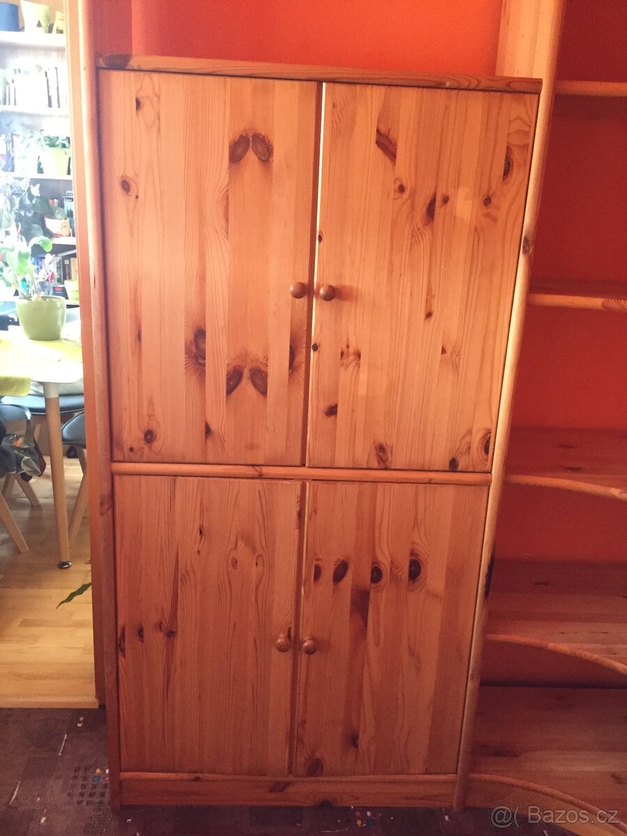 Skříň masiv - 3