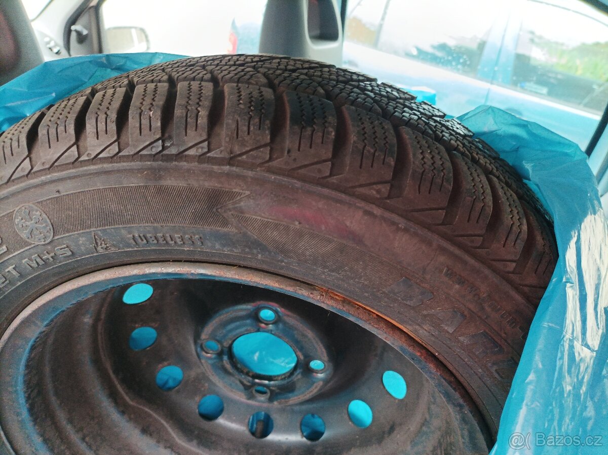 Prodám zimní pneu 175/65 R14 - 3