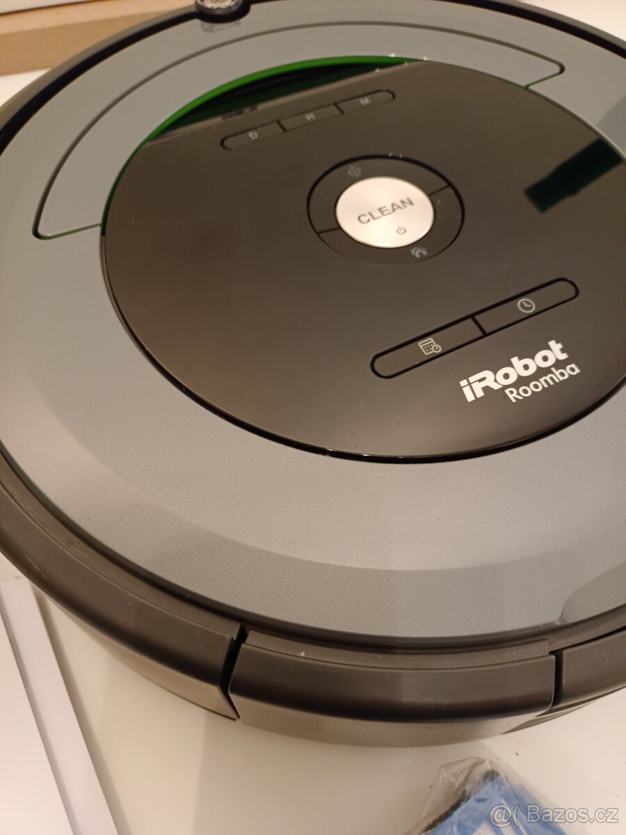 Robotický vysavač - 3