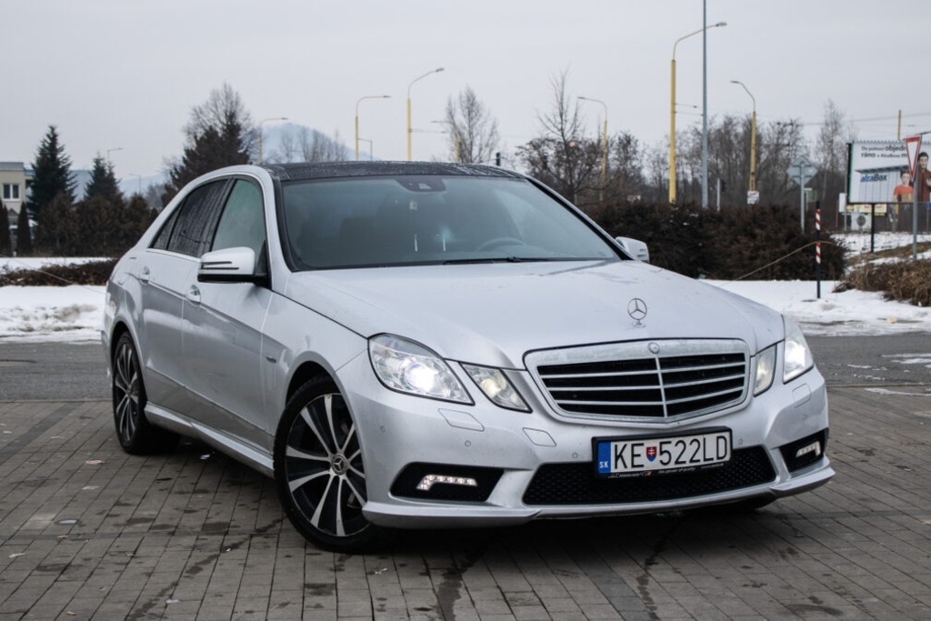 Mercedes-Benz E trieda Sedan 350 CDI BlueEFFICIENCY 4MATIC, - 3