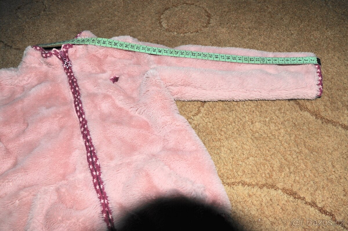 DÍVČÍ KOŽÍŠEK - 3