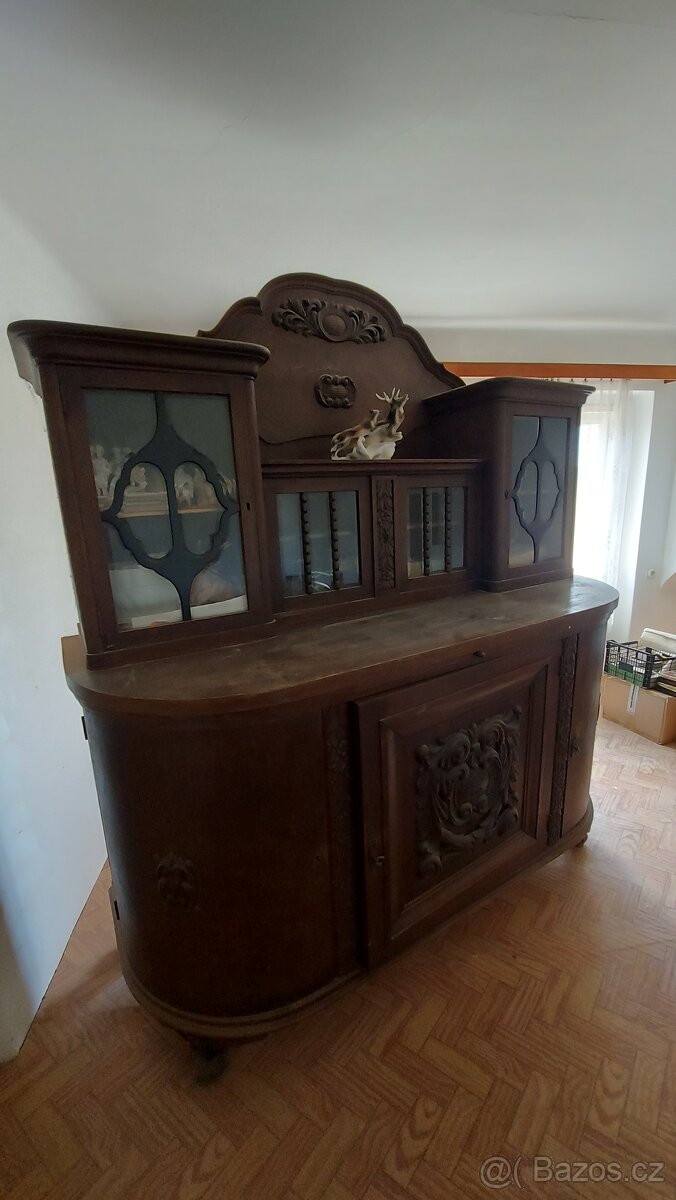 Starožitný příborník - 3