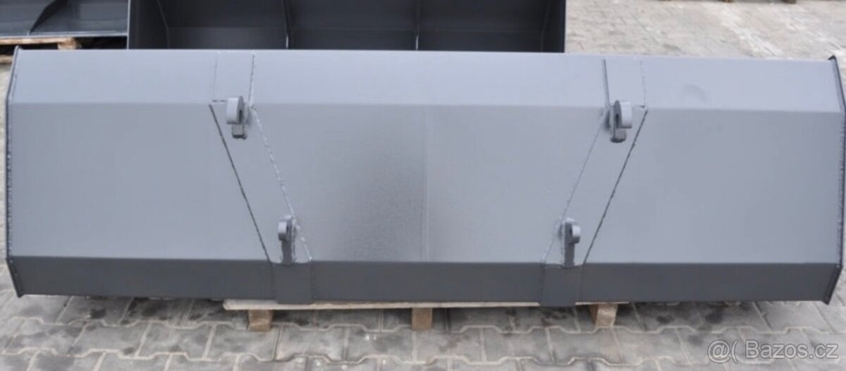 Lžíce na traktor - 3