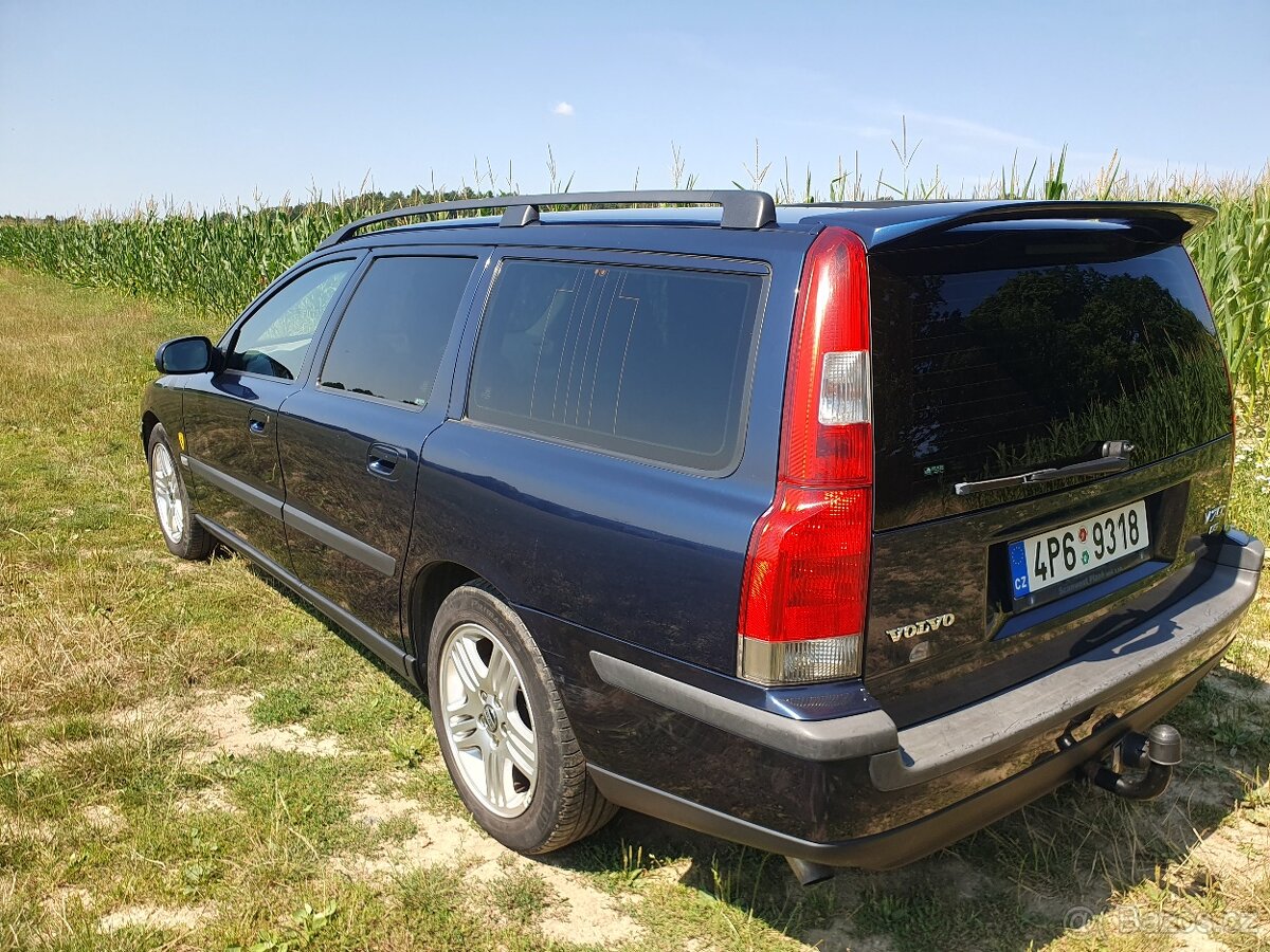 Prodám Volvo V70 D5 - 3