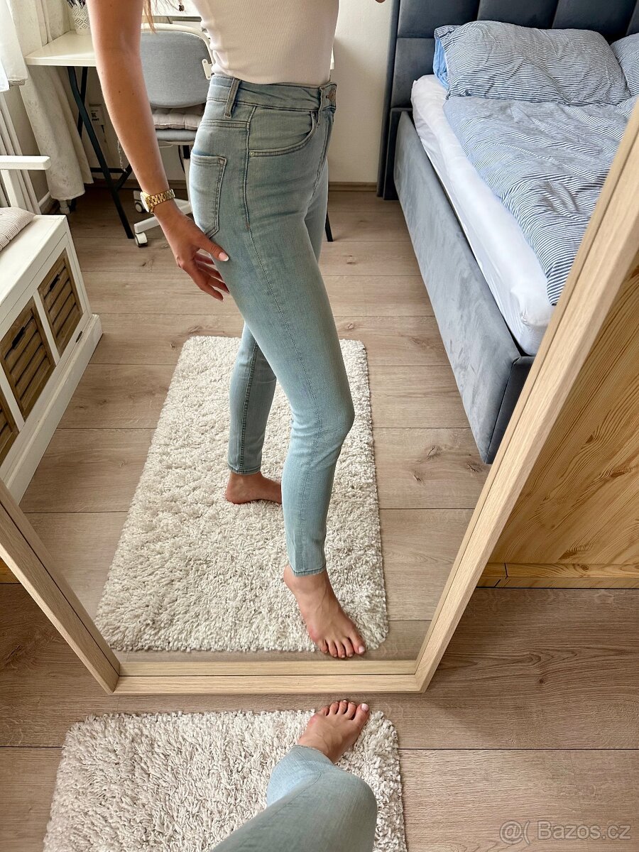 Světlé skinny džíny Mango - 3