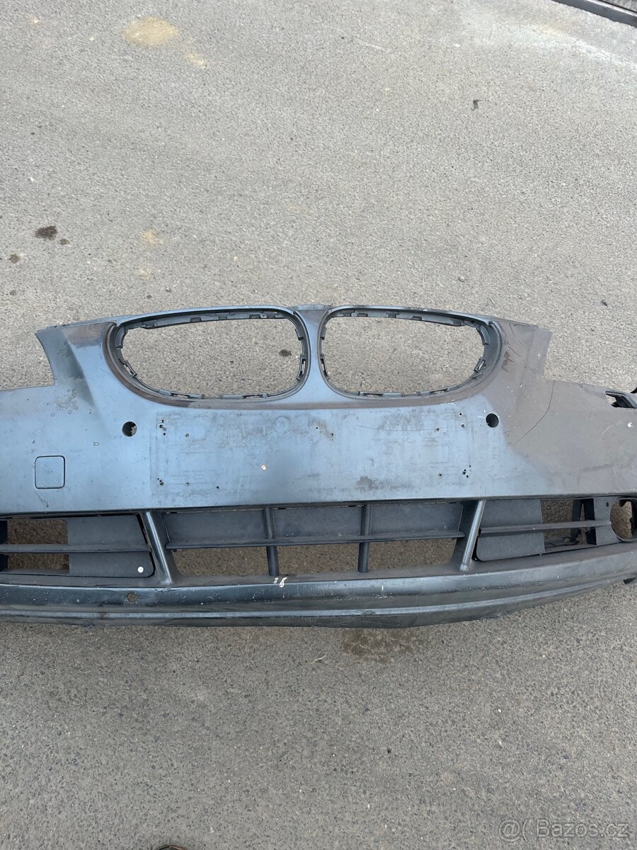 BMW e61 e60 přední nárazník - 3