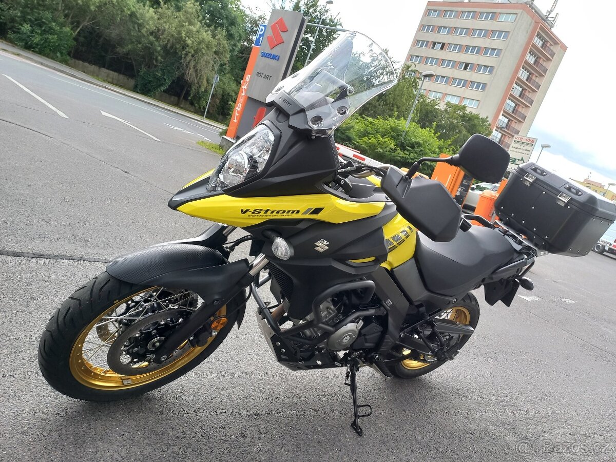Suzuki V-Strom 650 XT (2020/19900 km)