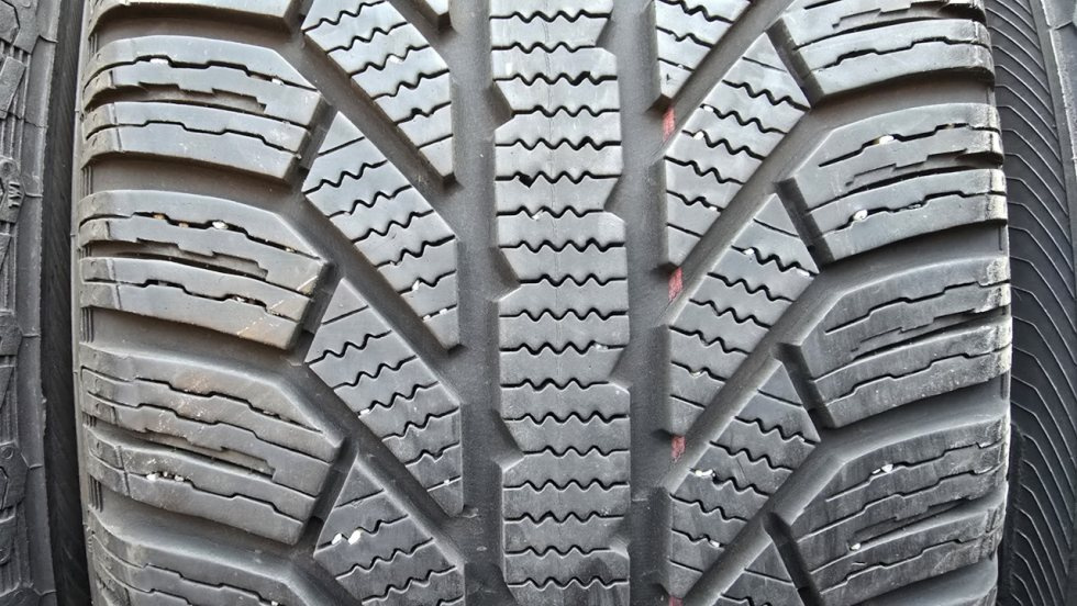 Zimní pneu 215/60/16 Semperit - 3