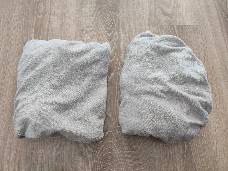 2x světle šedé froté prostěradlo - 3