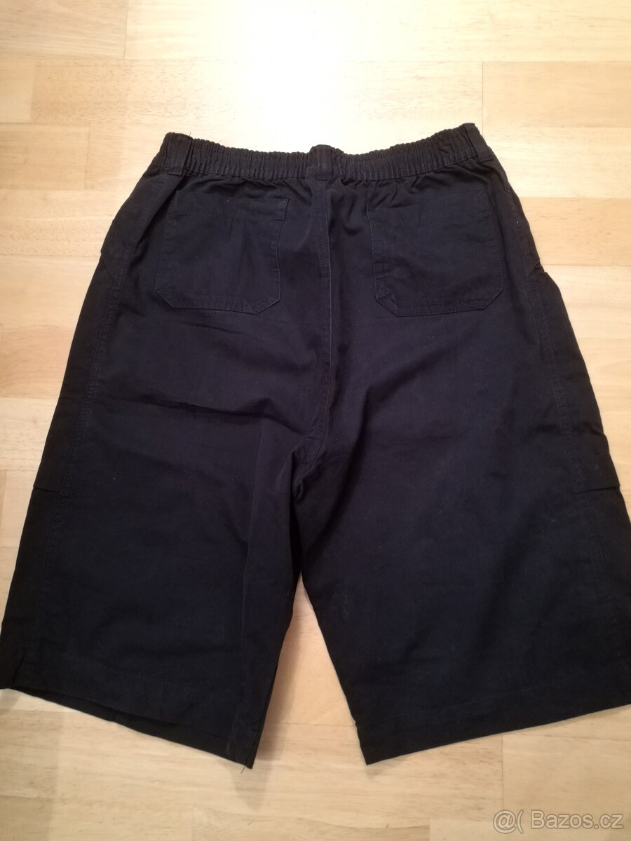 Prodloužené tmavomodré kraťasy do gumy, vel. 164 - 3