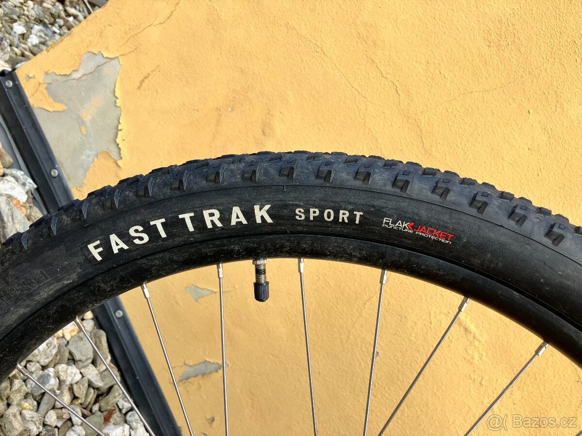 Prodám horské kolo Specialized, Rockhopper Sport, vel. S - 3