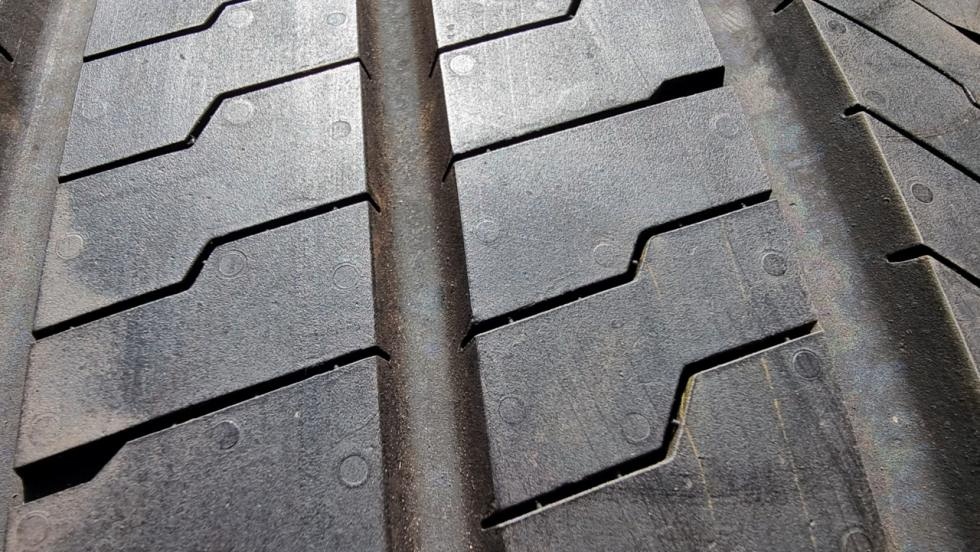 Letní pneu 215/60/17c - 3