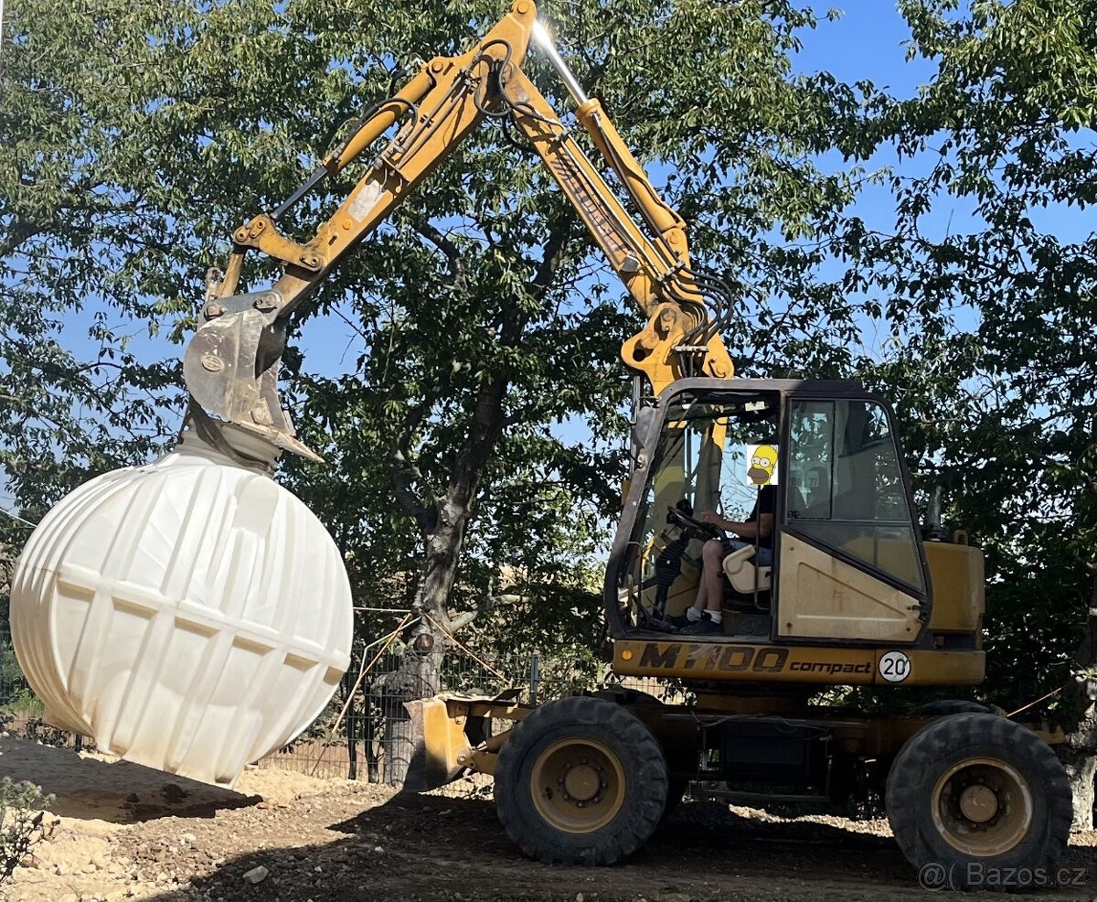 Kolové rypadlo HYDREMA M1100 - 3