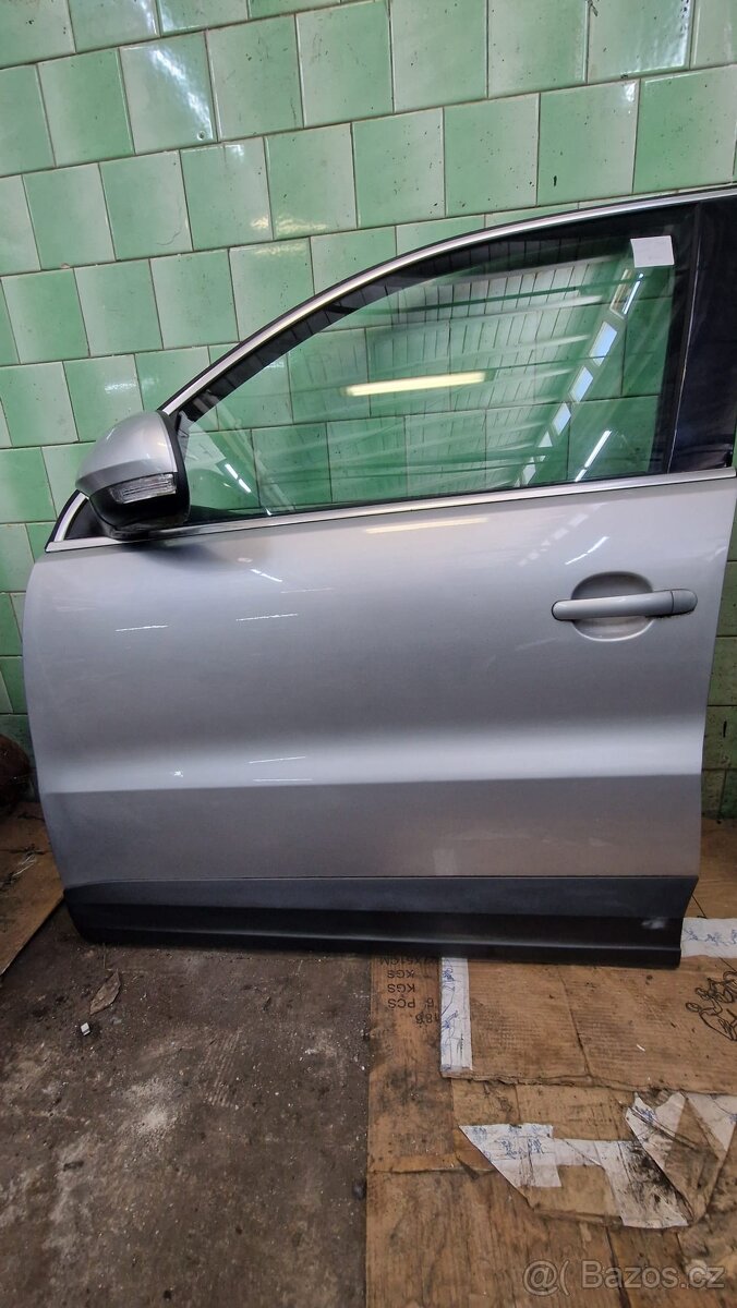 vw tiguan 5No starší i něco fac + karoserie viz obr blatníky - 3