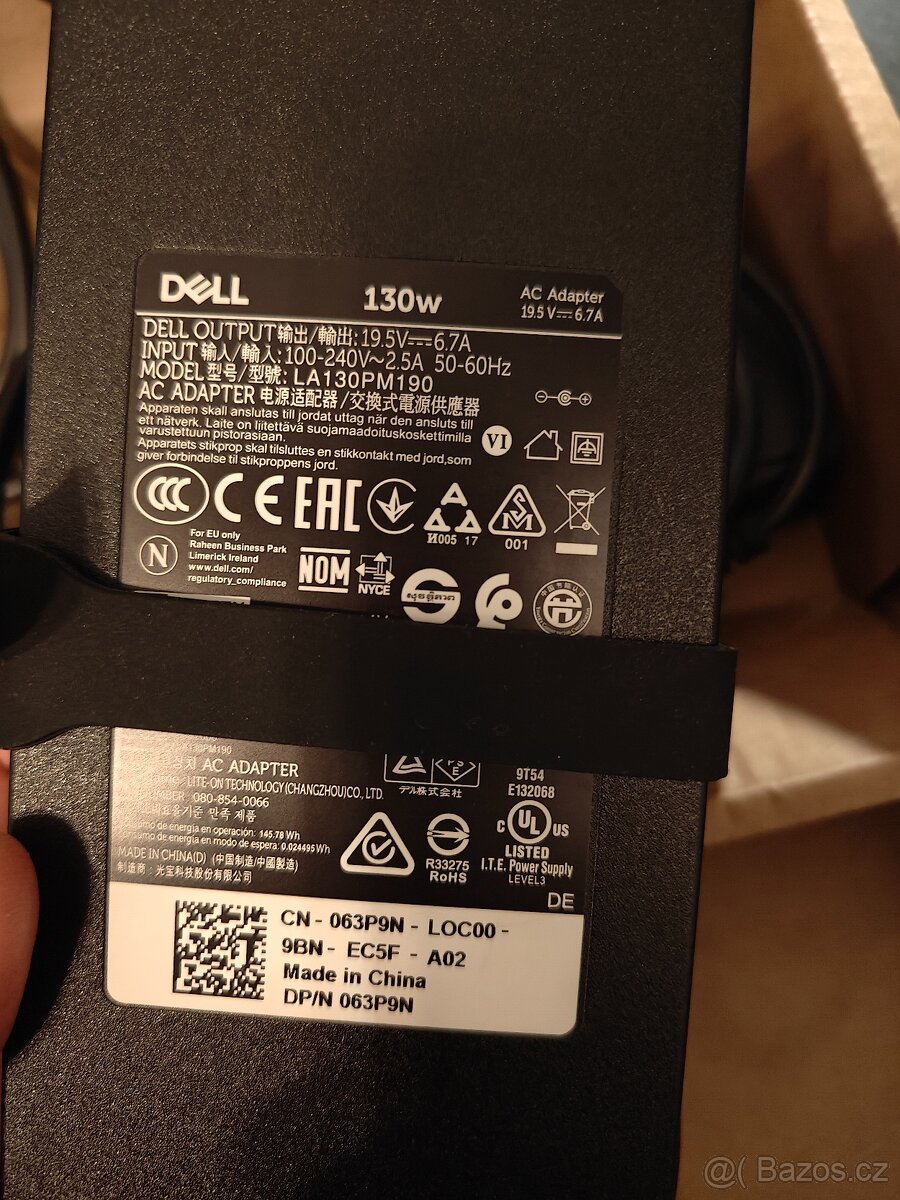 Prodám dokovací stanici Dell WD15 - 3