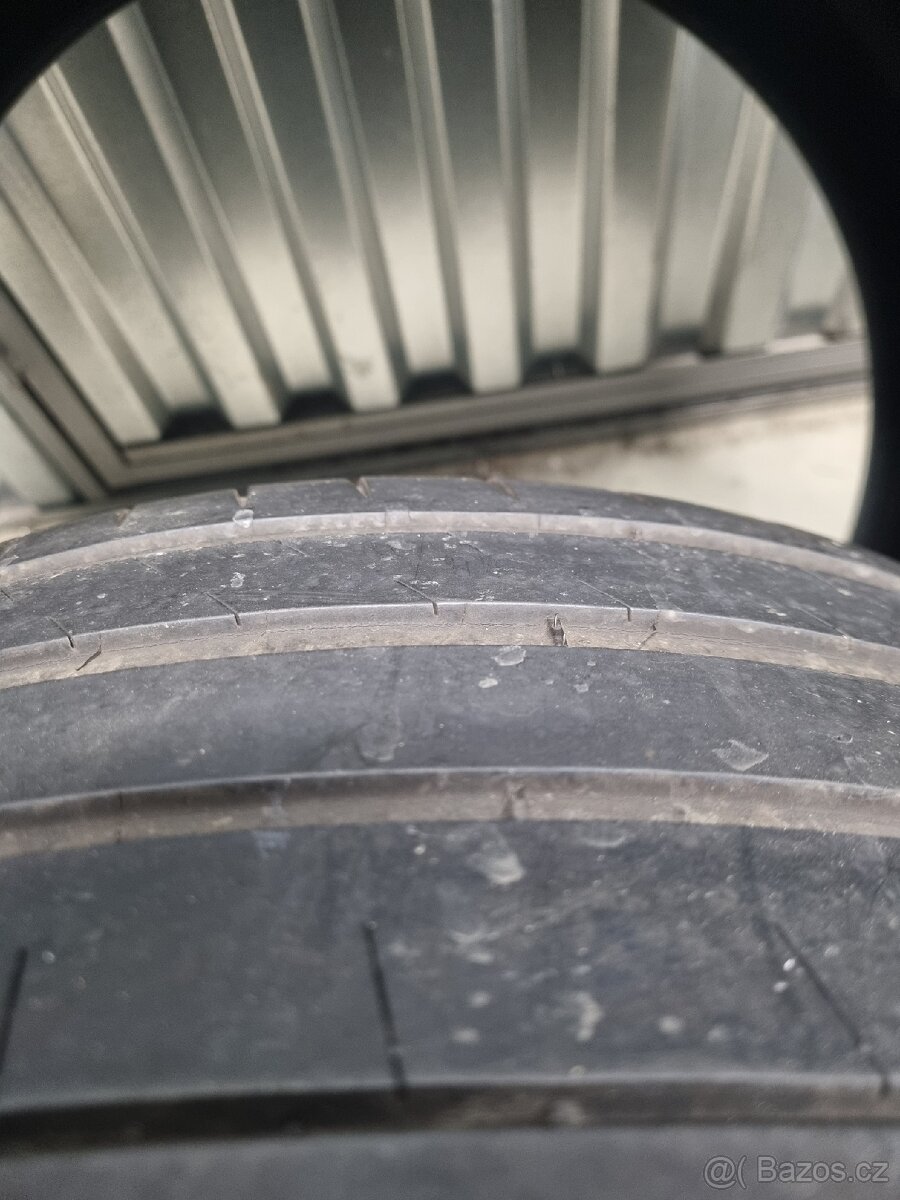 Sada Michelin Pilot Sport 4s R20 255+275 - 3