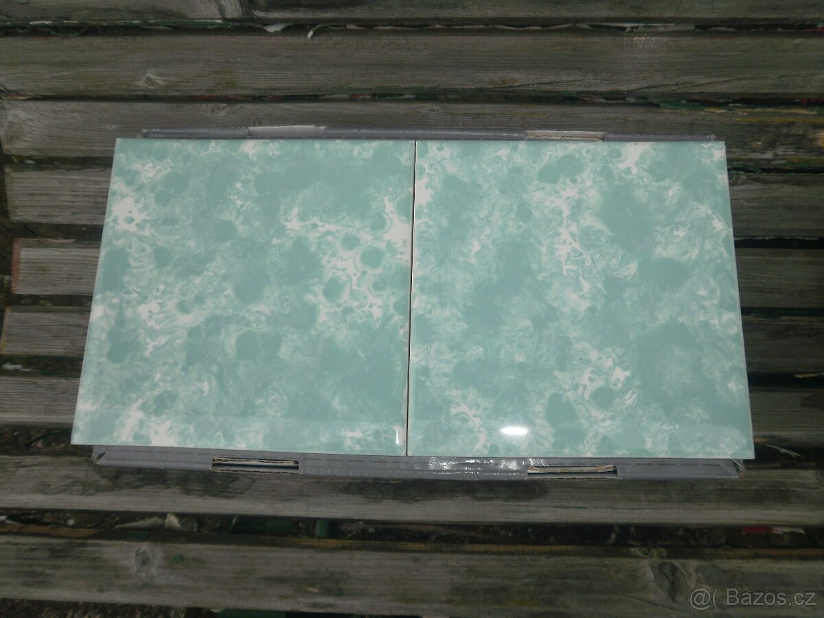 Kachličky a okenní mříže - 3