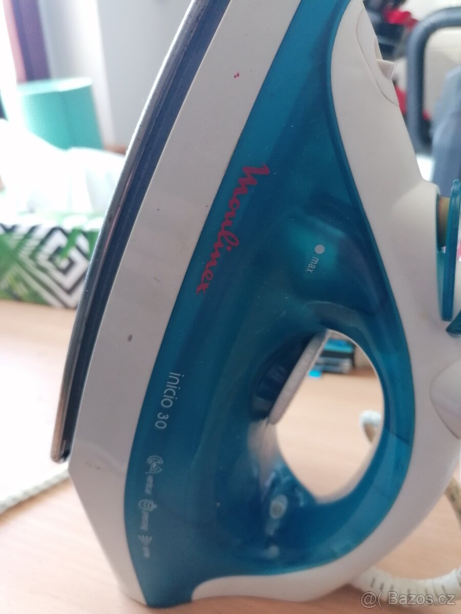 Parní žehlička Moulinex - 3