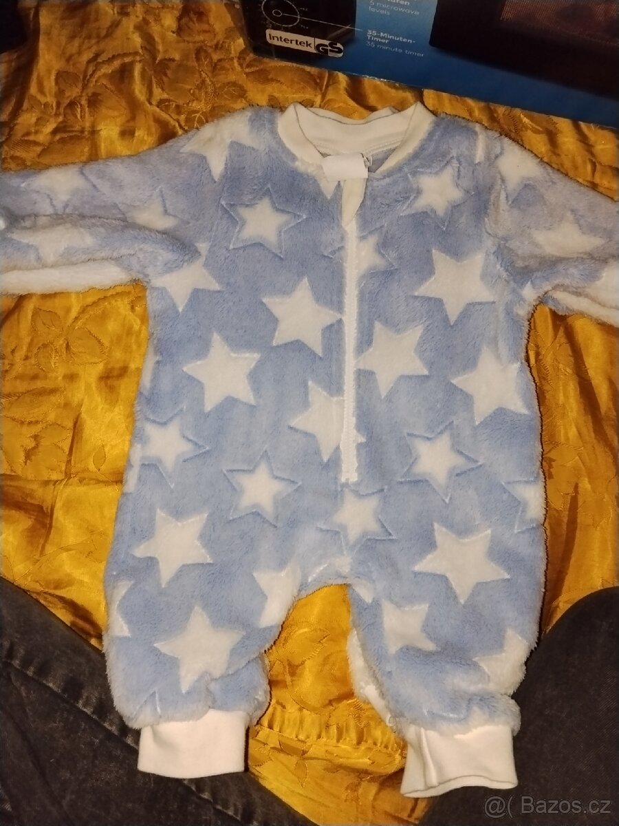 Prodám kombinézy pro novorozence - 3