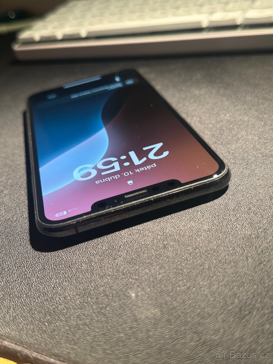 Apple iPhone XS Max 64Gb - 3