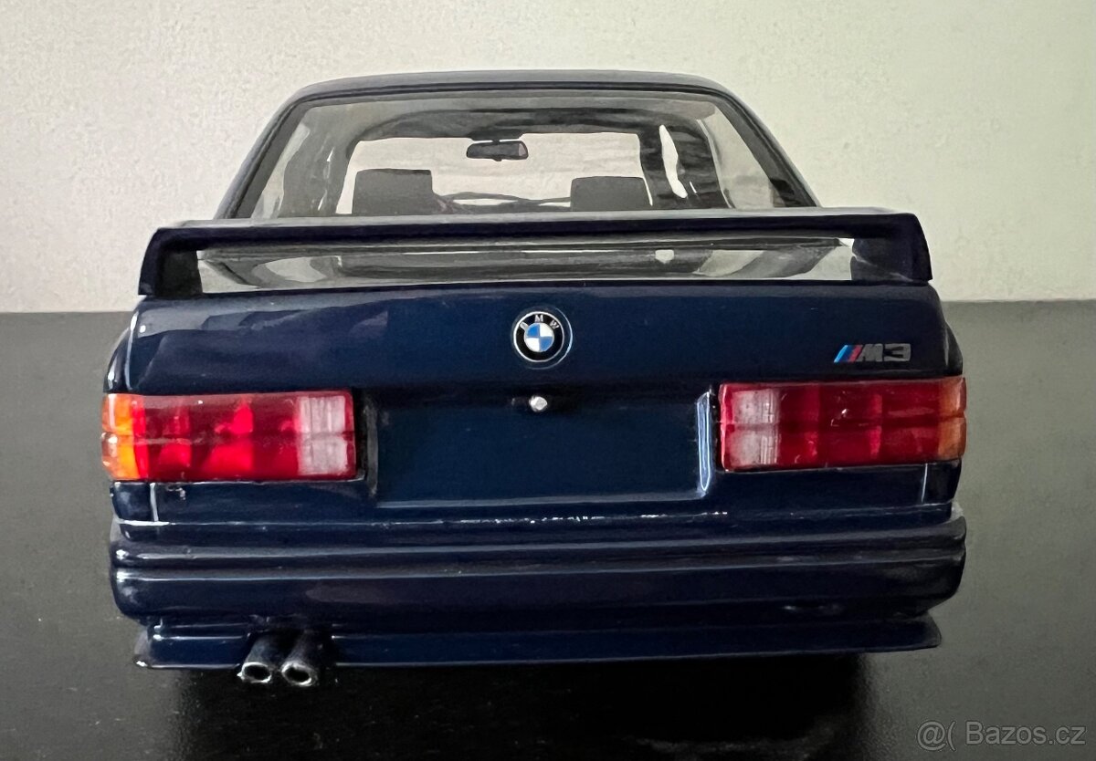 BMW M3 1:18 Minichamps - 3
