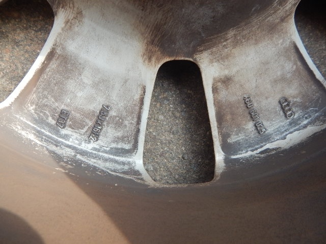 kola Audi A6- R16-ET37 - 3