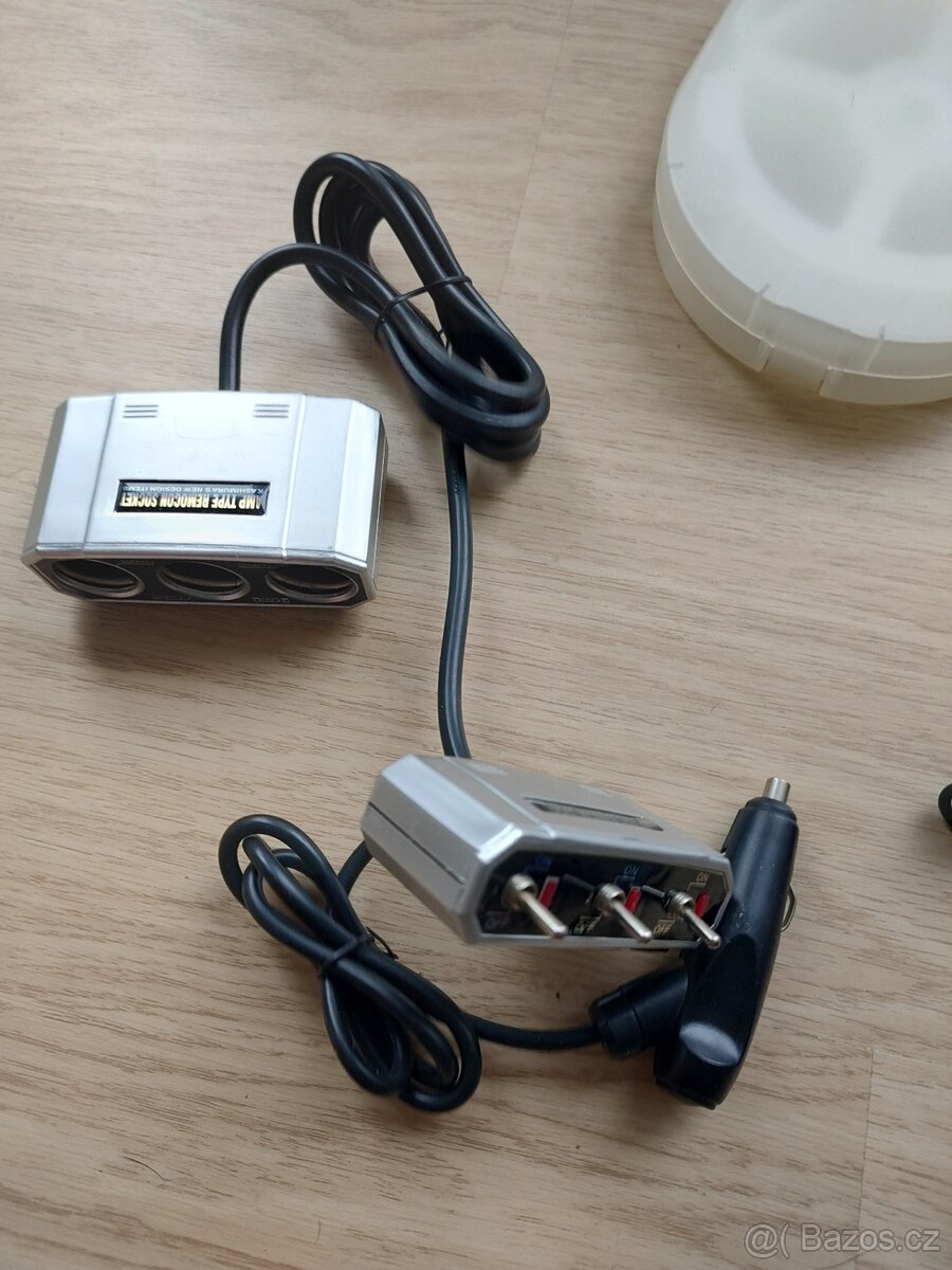 Nabíječky, autonabíječky a USB kabely - 3