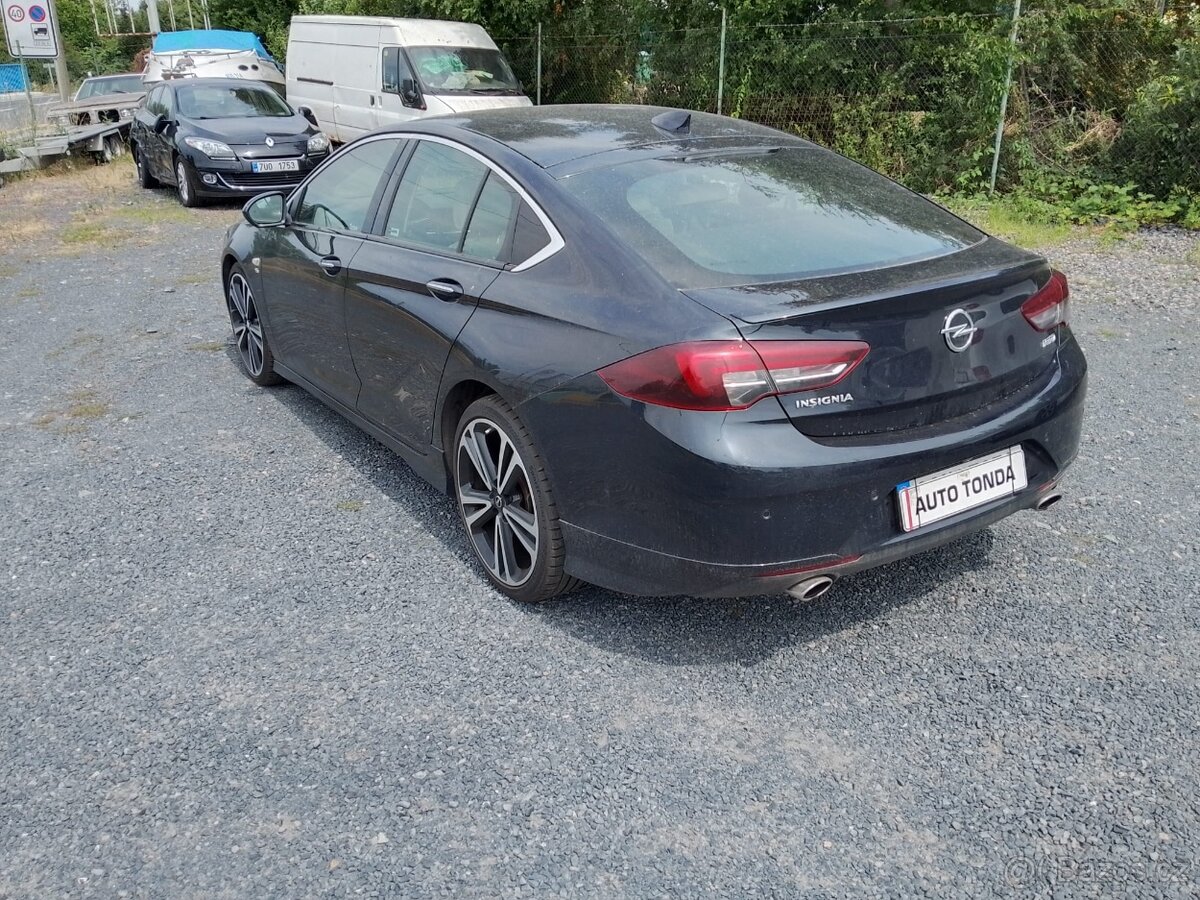 Opel Insignia 2.0 Turbo OPC line - 3