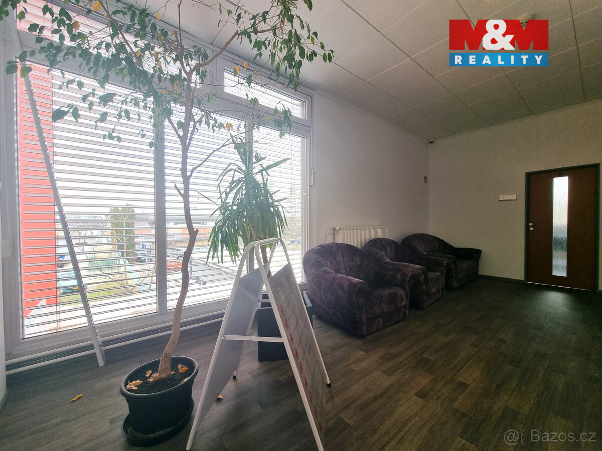 Pronájem kanceláře 18 m², Hodonín, ul. Velkomoravská - 3