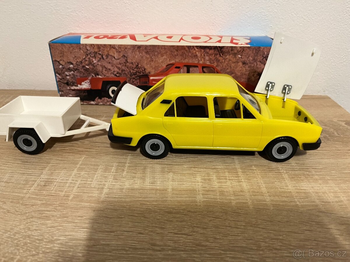 ŠKODA 120L S VLEKEM A ORIGINÁLNÍ KRABICÍ KDN - 3