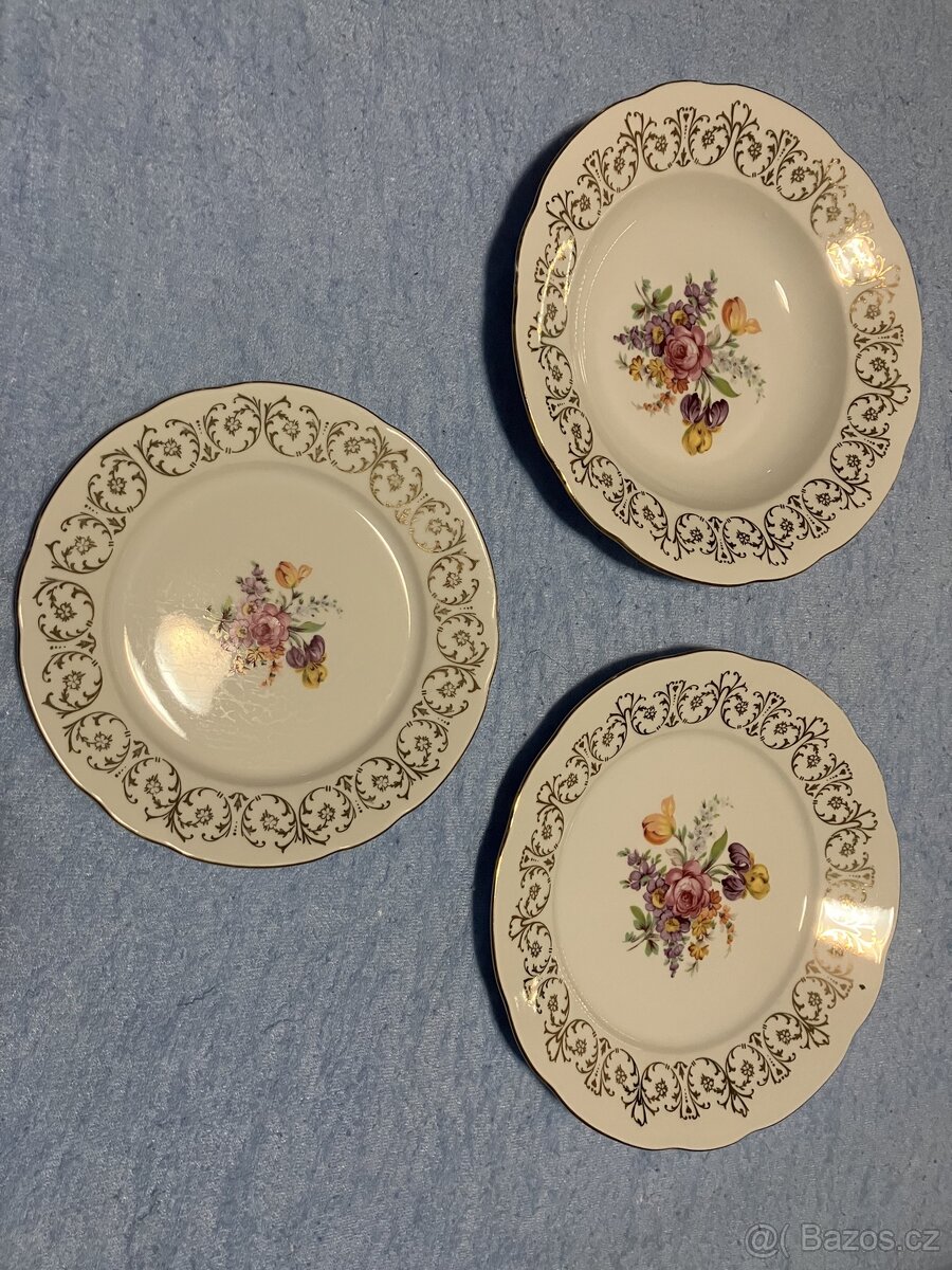 Sada talířů - 3