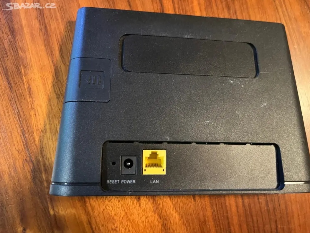 Huawei B310 LTE Wi-Fi router pro všechny operátory - 3