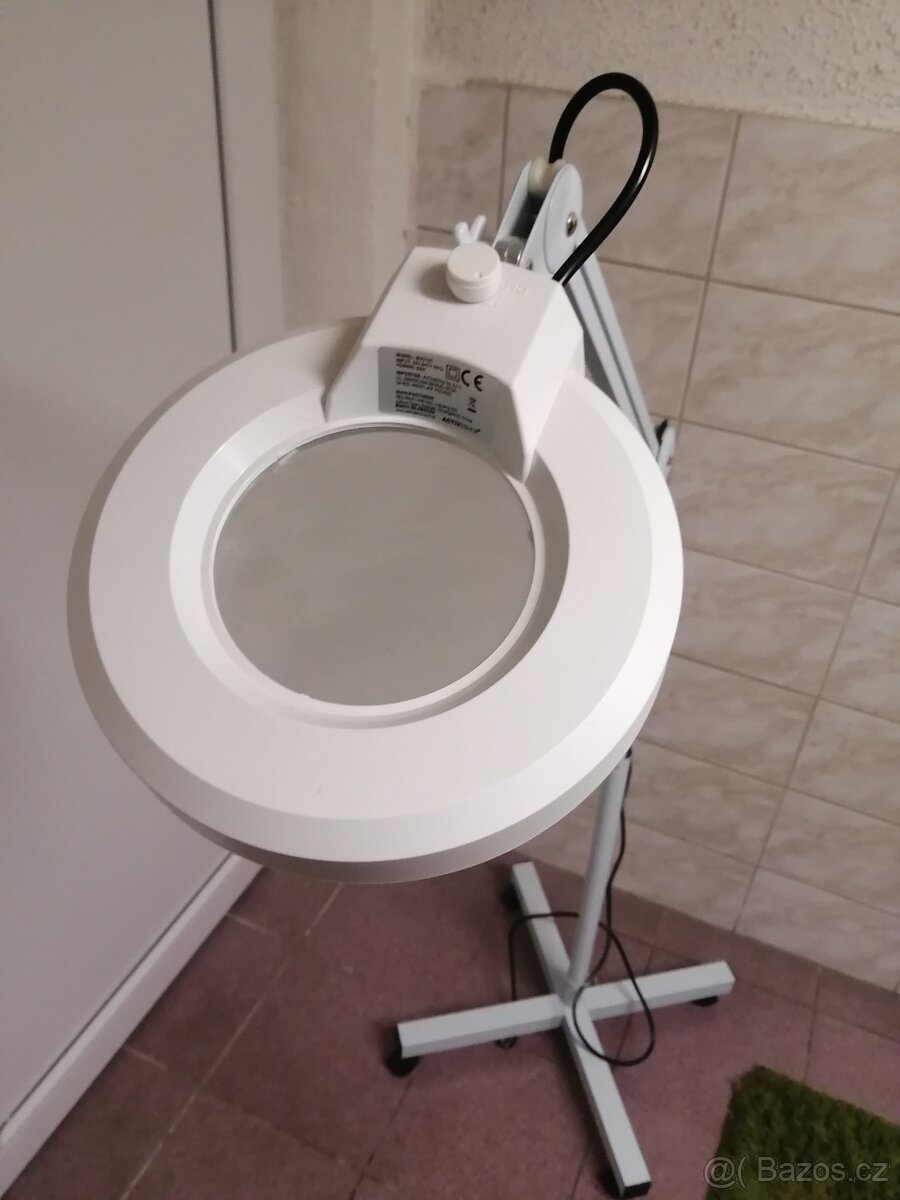 Pedikerska lampa - 3