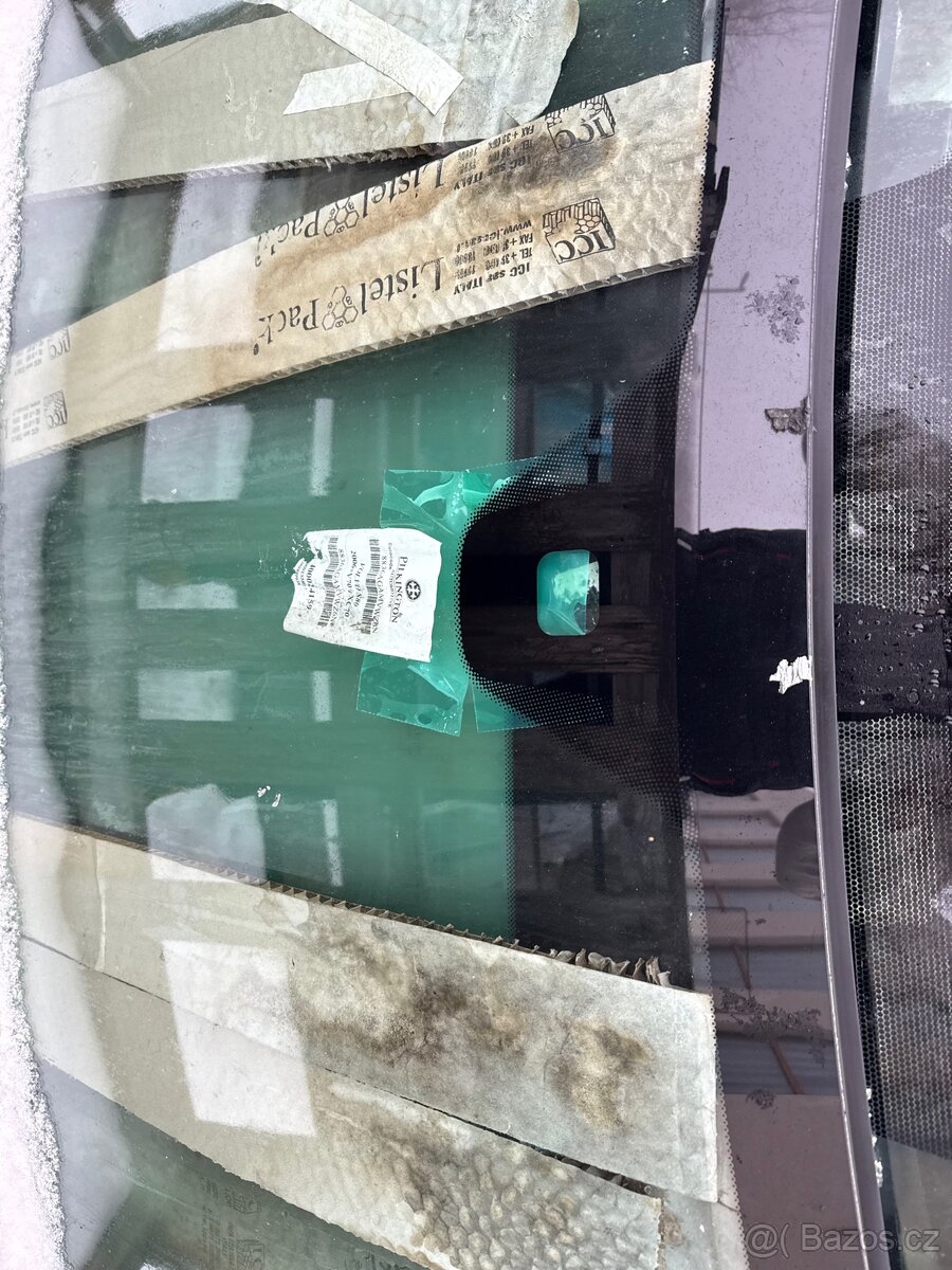 Nové čelní sklo VOLVO S80 / V70 / XC70 - 3