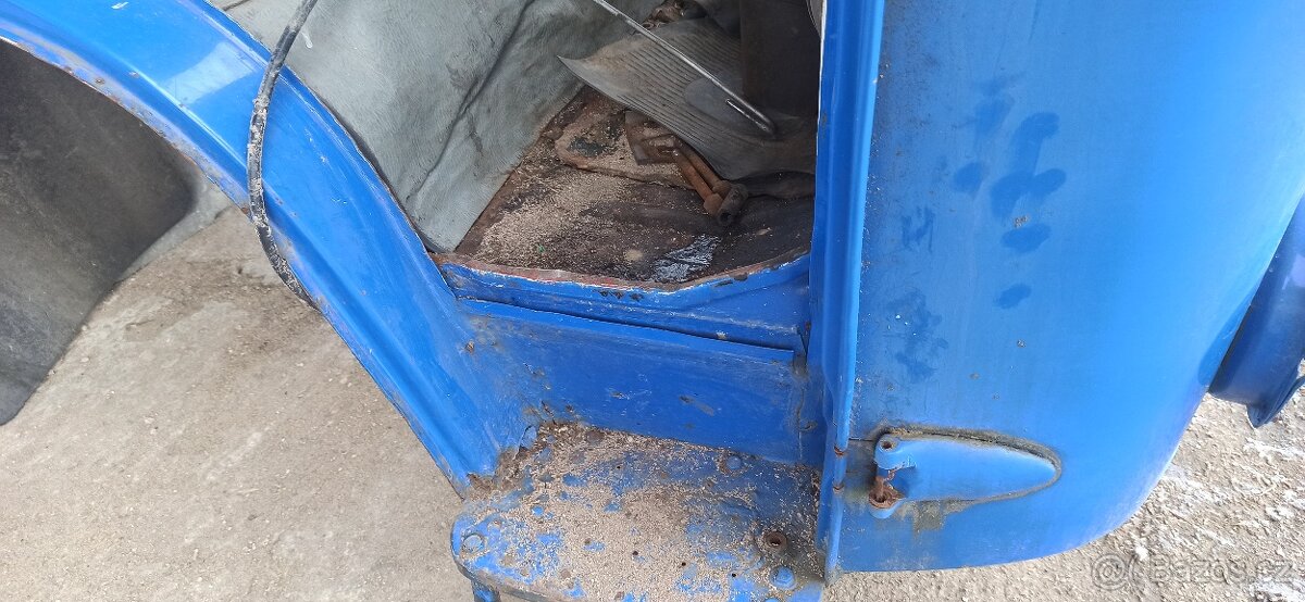 Avia A30 A31 kabina, motor, rám - 3