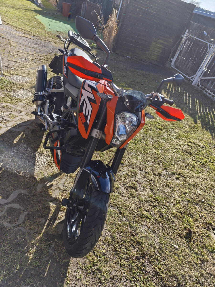 KTM Duke 200 STK do 2029 - 3
