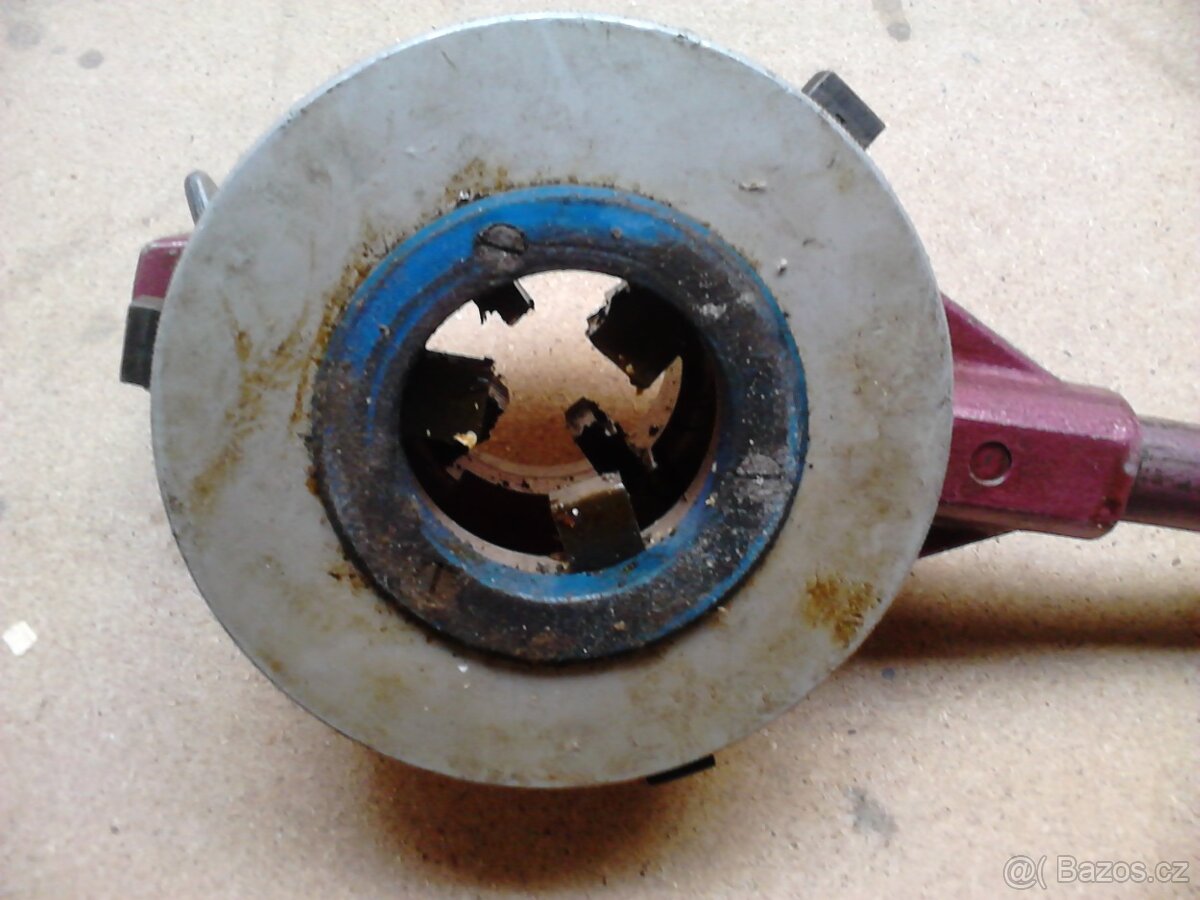 Řezačka závitů - 3