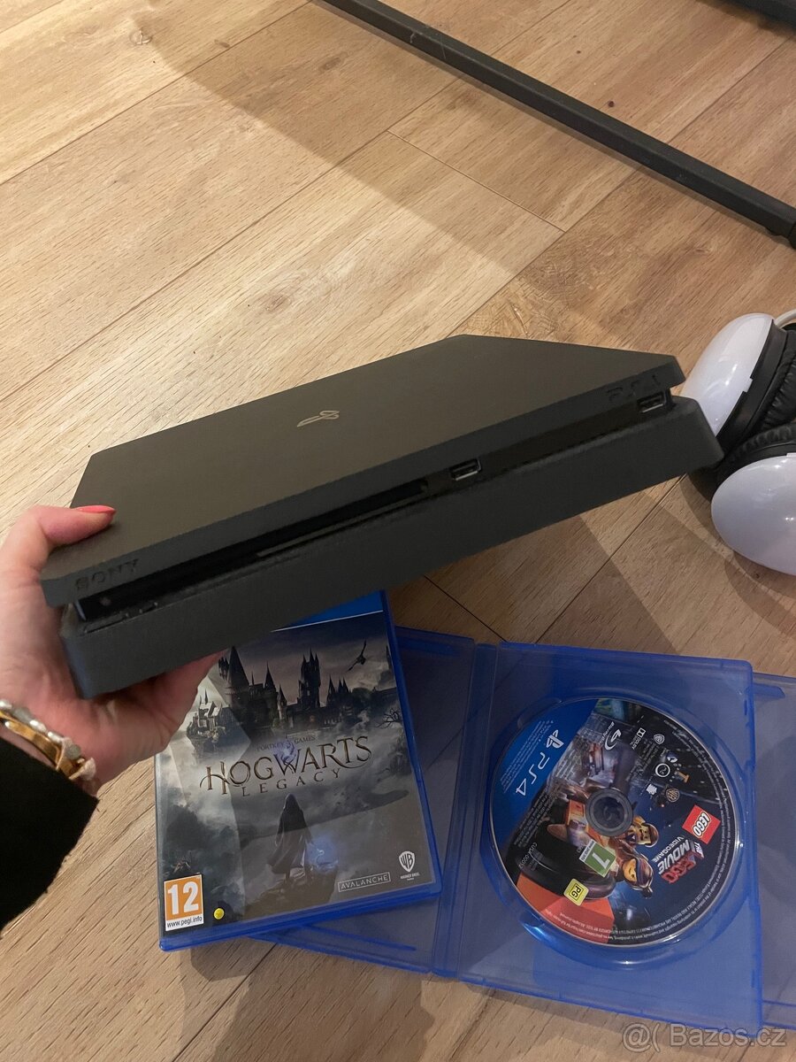 Playstation 4 Slim, 500 MB - 3